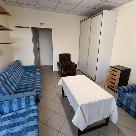 Hostel Welinek Gratis Parking ステンシェフ エクステリア 写真