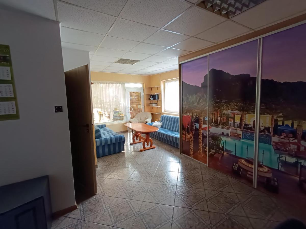 Hostel Welinek Gratis Parking ステンシェフ エクステリア 写真